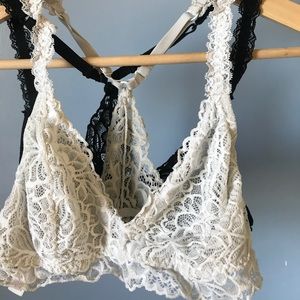 Bundle white and black lace bandeaus